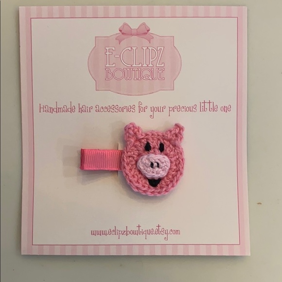 COPY - New handmade crochet Piggie hair clip - Picture 1 of 1